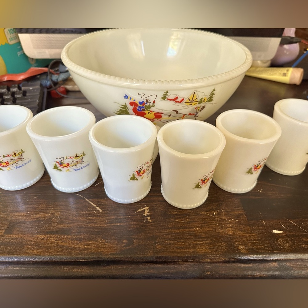 Festive Cream Punch Bowl Set with Cups